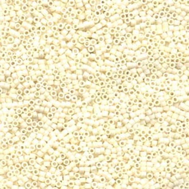 Hovedbilde Perler 352 - Matte cream 