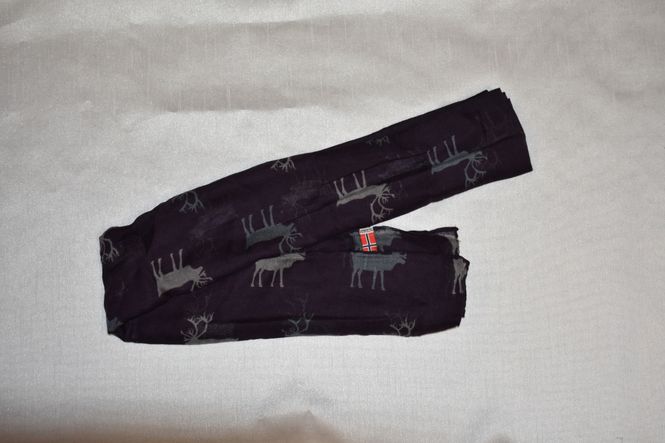 Hovedbilde Skjerf m/ ulik mønster