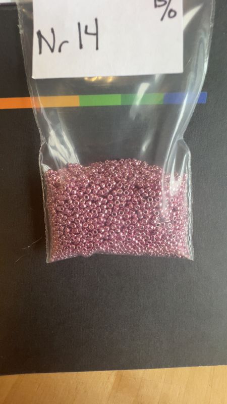 Mini 14 - lys rosaorkide 